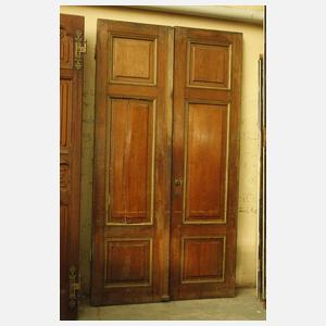 Sechs große Salontüren