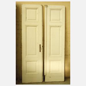 Sechs große Salontüren