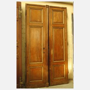 Sechs große Salontüren