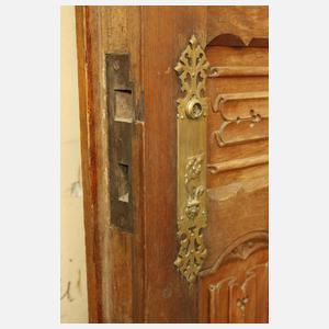 Prächtige, neogotische Türen