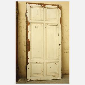 Prächtige, neogotische Türen