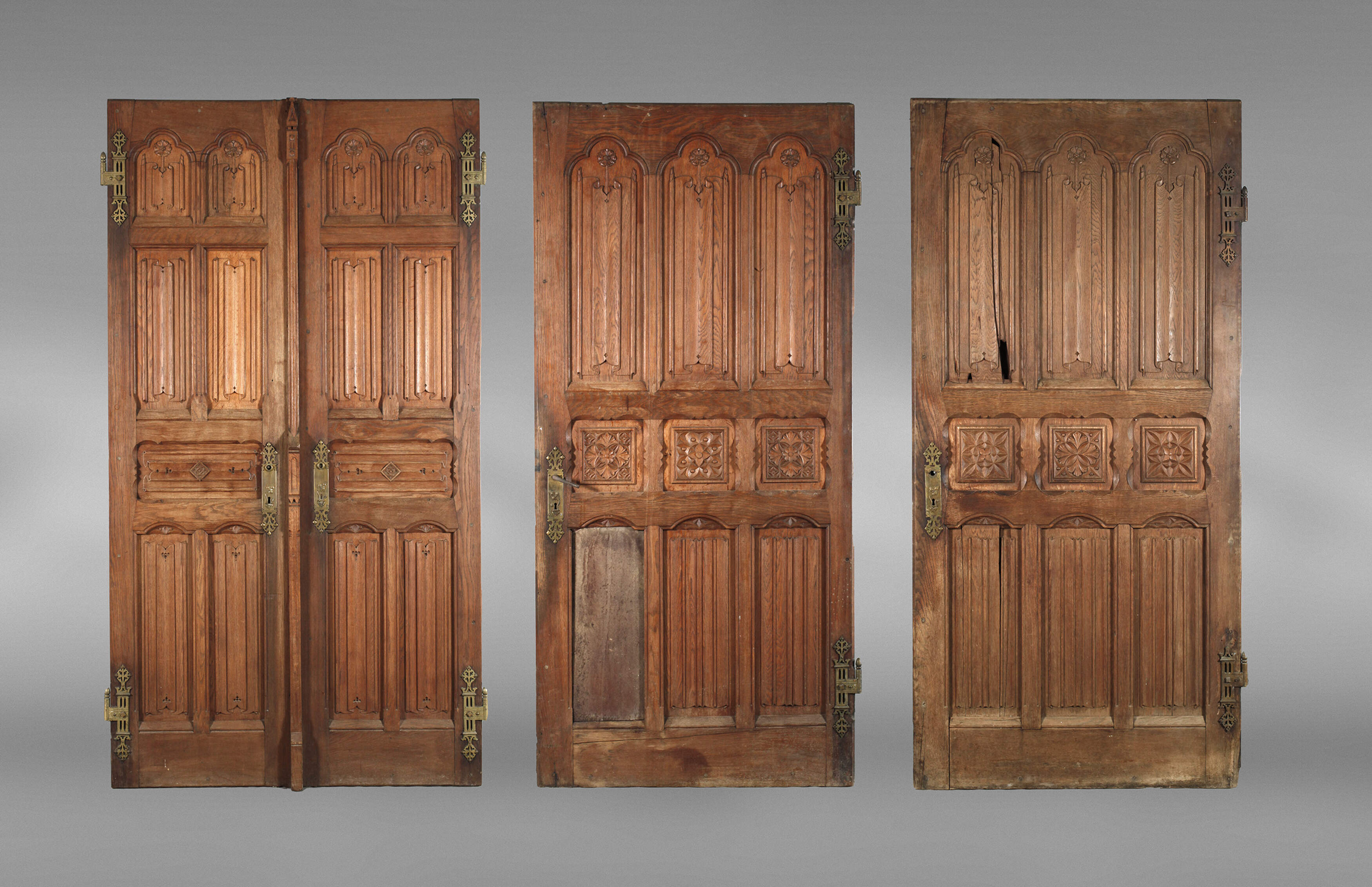 Prächtige, neogotische Türen