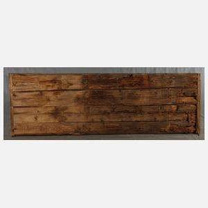 Zwei rustikale Arbeitsplatten