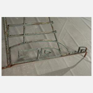 Paar große Wandkonsolen