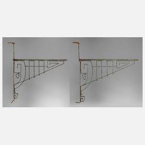 Paar große Wandkonsolen