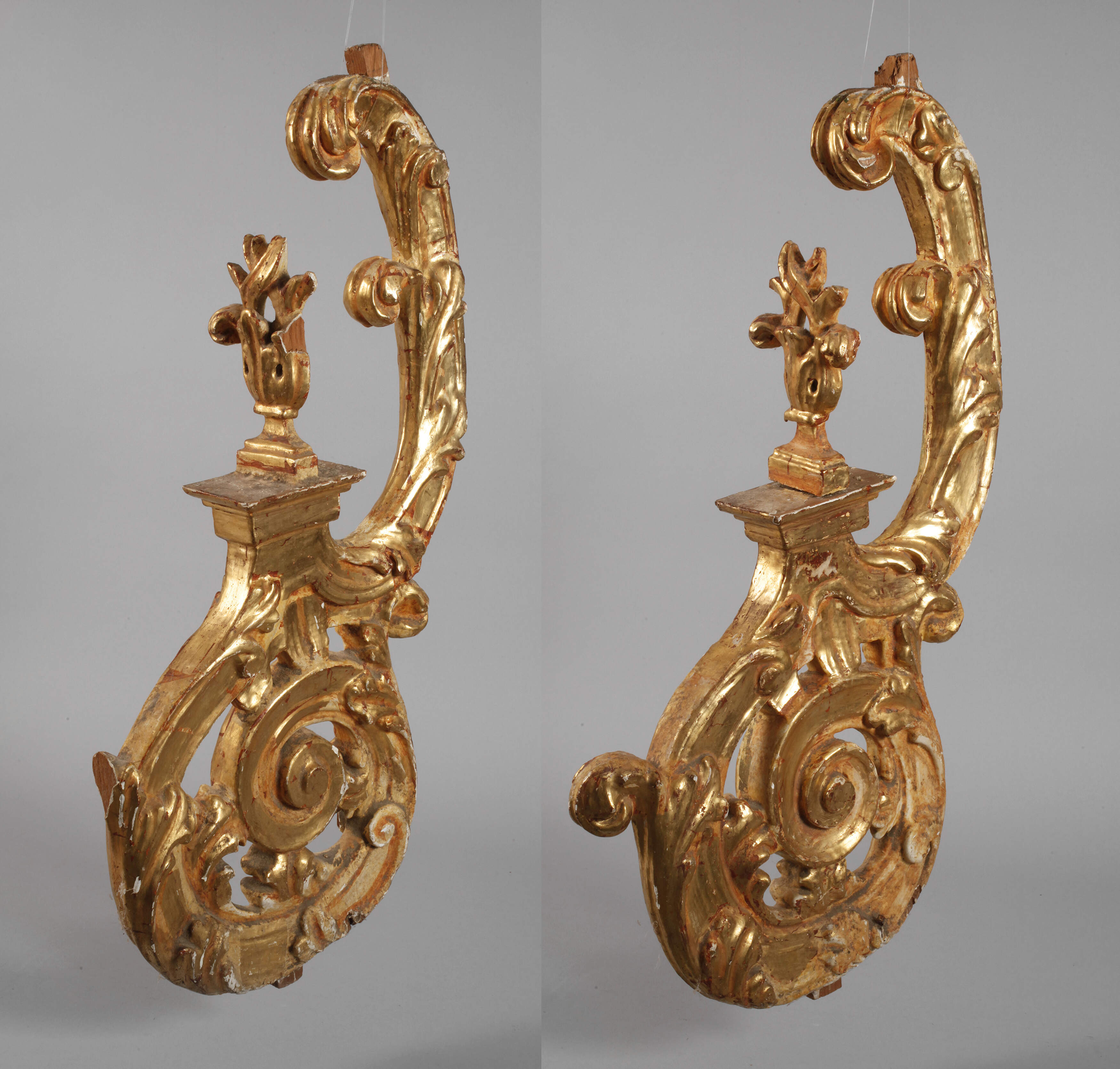 Paar Schnitzereien im Barockstil