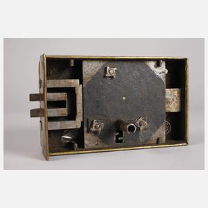 Feines barockes Schrankschloss