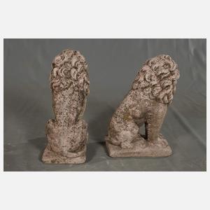 Paar Gartenfiguren sitzende Löwen