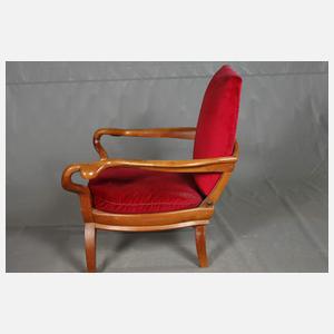 Schwerer Armlehnsessel