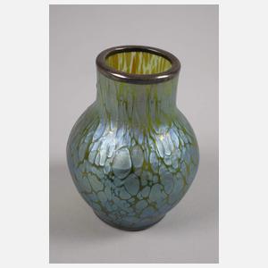 Loetz Wwe. kleine Vase mit Silberauflagen