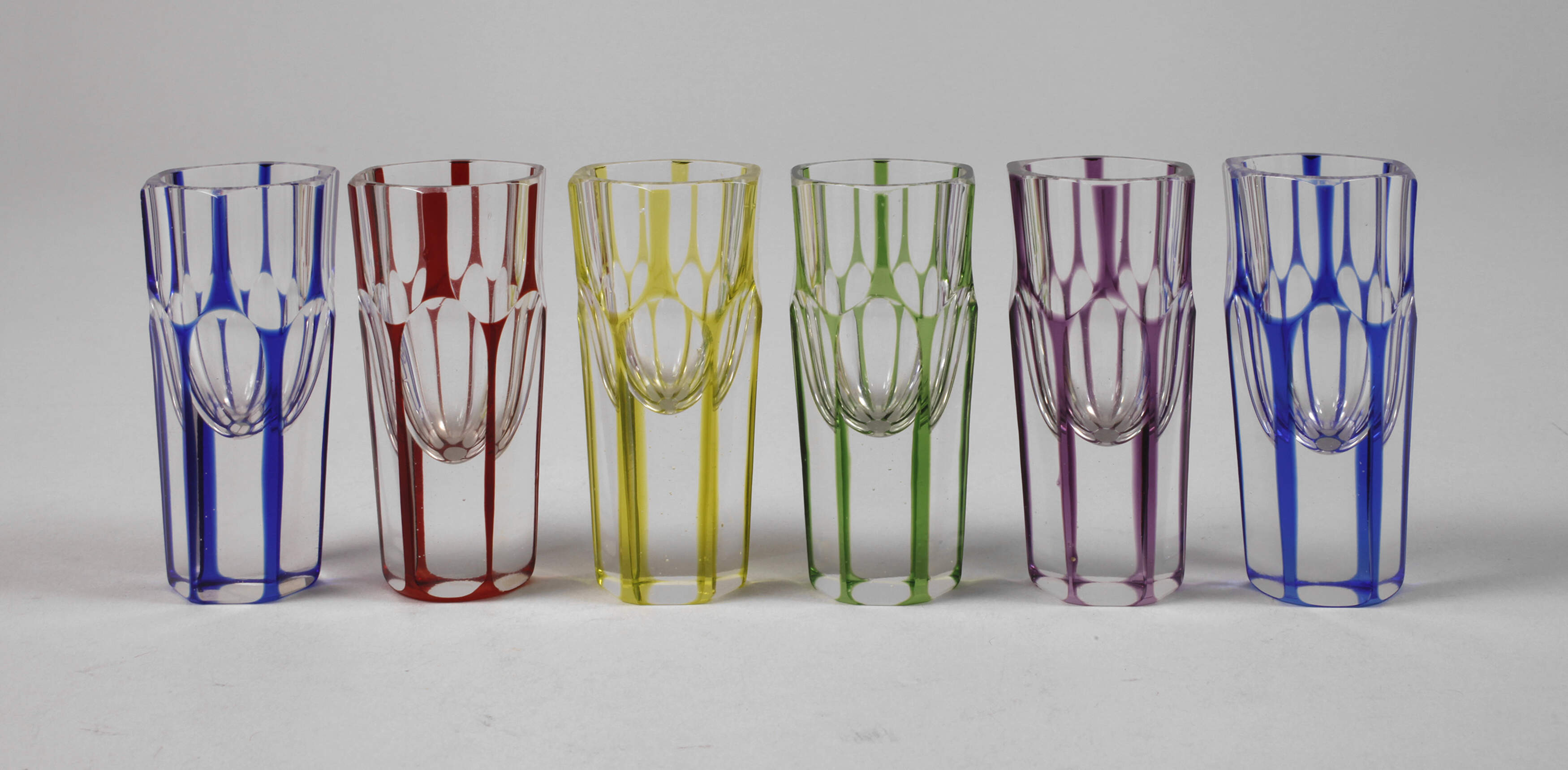 Sechs Schnapsgläser Mayr´s Neffe