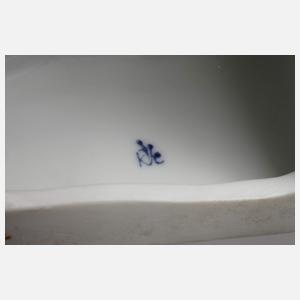 Volkstedt-Rudolstadt "Steinbock mit Echse"