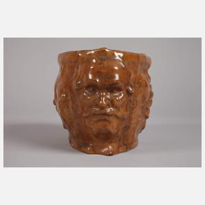 Gefäß mit Maskaron