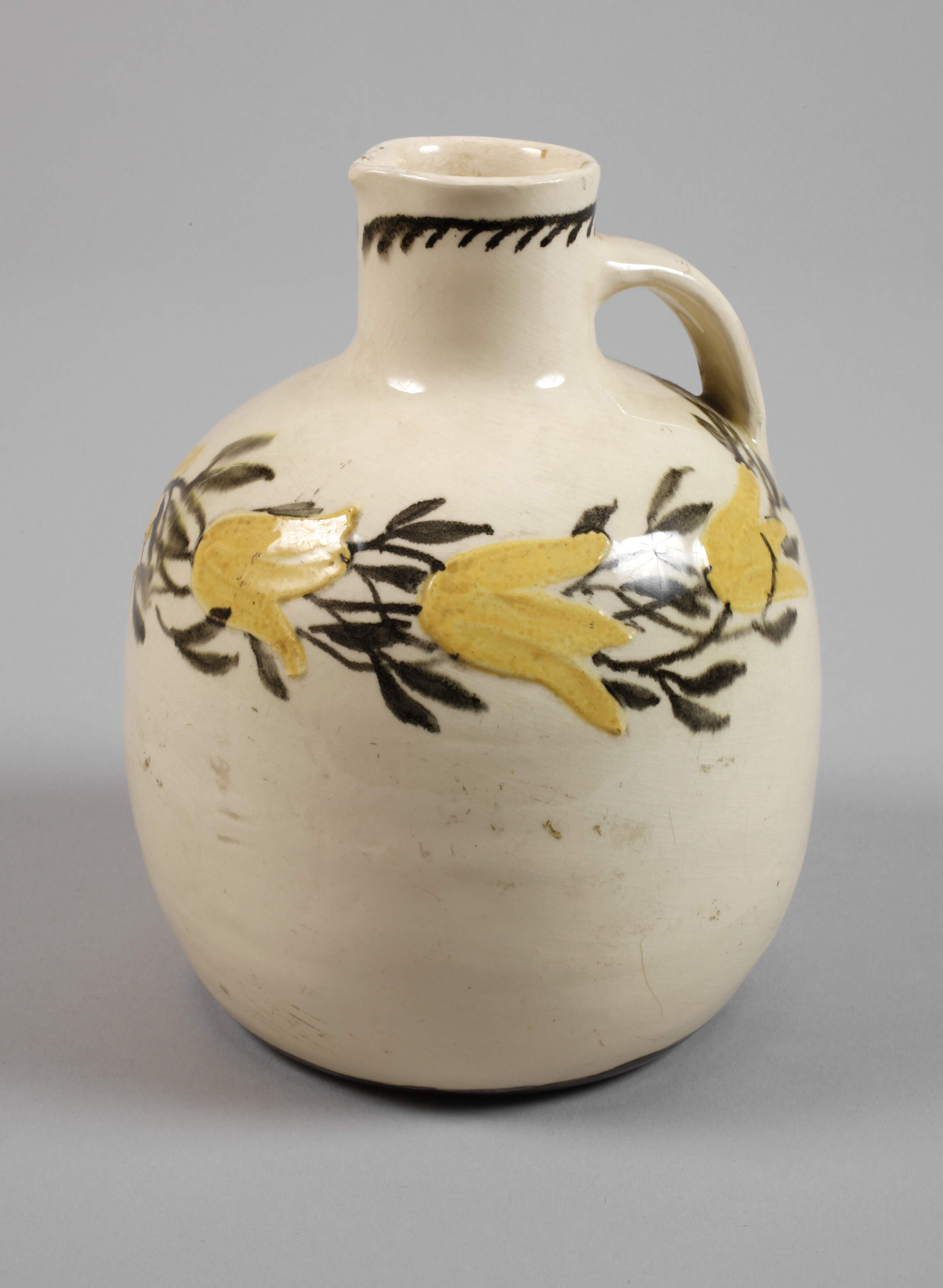 Max Laeuger Henkelkanne