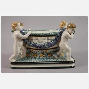 Karlsruhe Jardiniere mit vier Putten