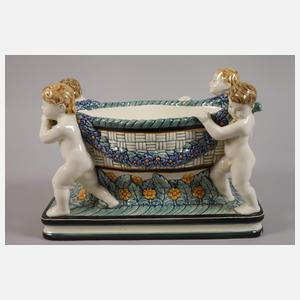 Karlsruhe Jardiniere mit vier Putten