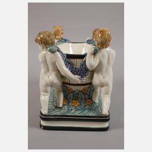 Karlsruhe Jardiniere mit vier Putten