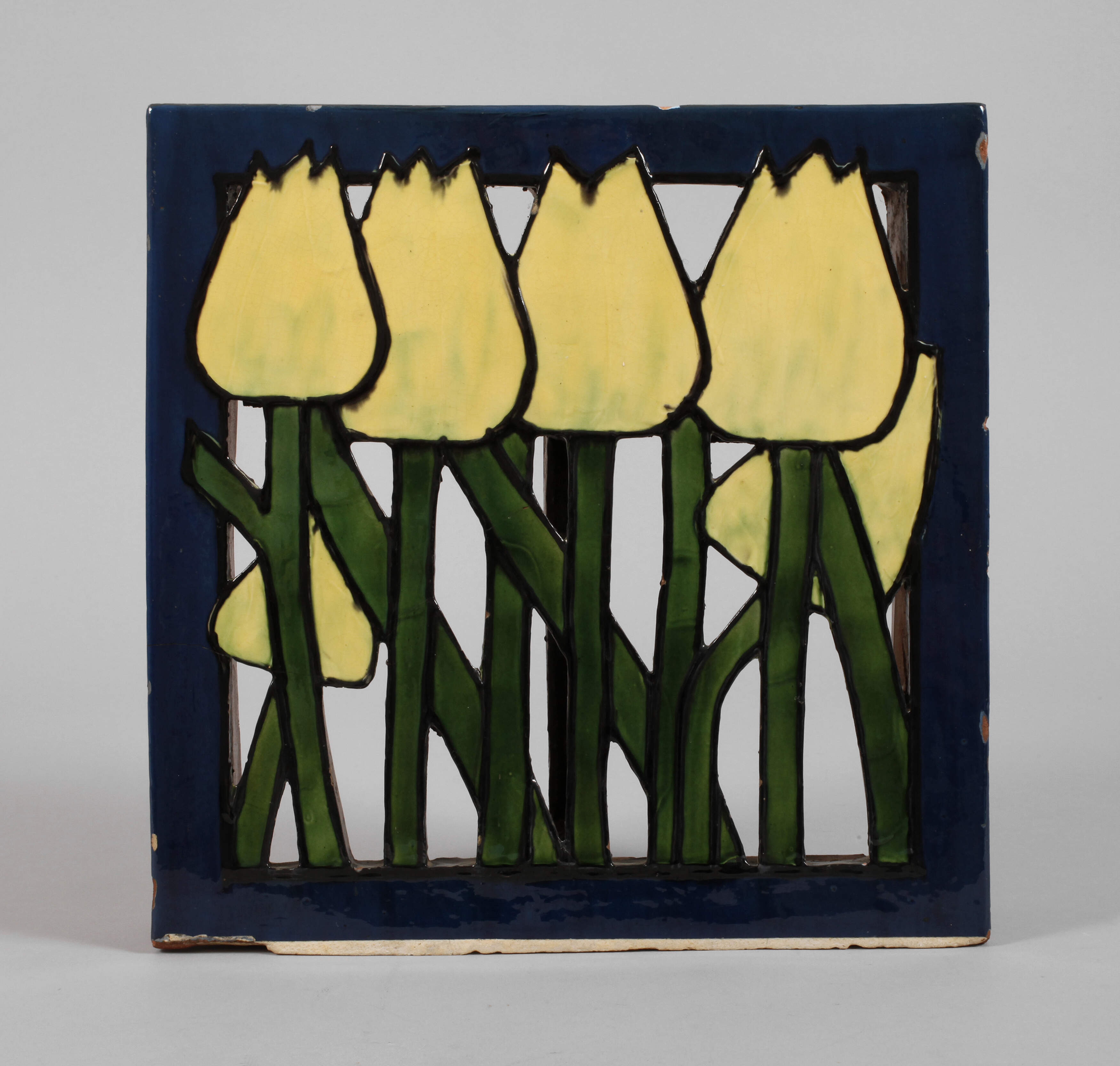 Max Laeuger große Ofenkachel Tulpendekor