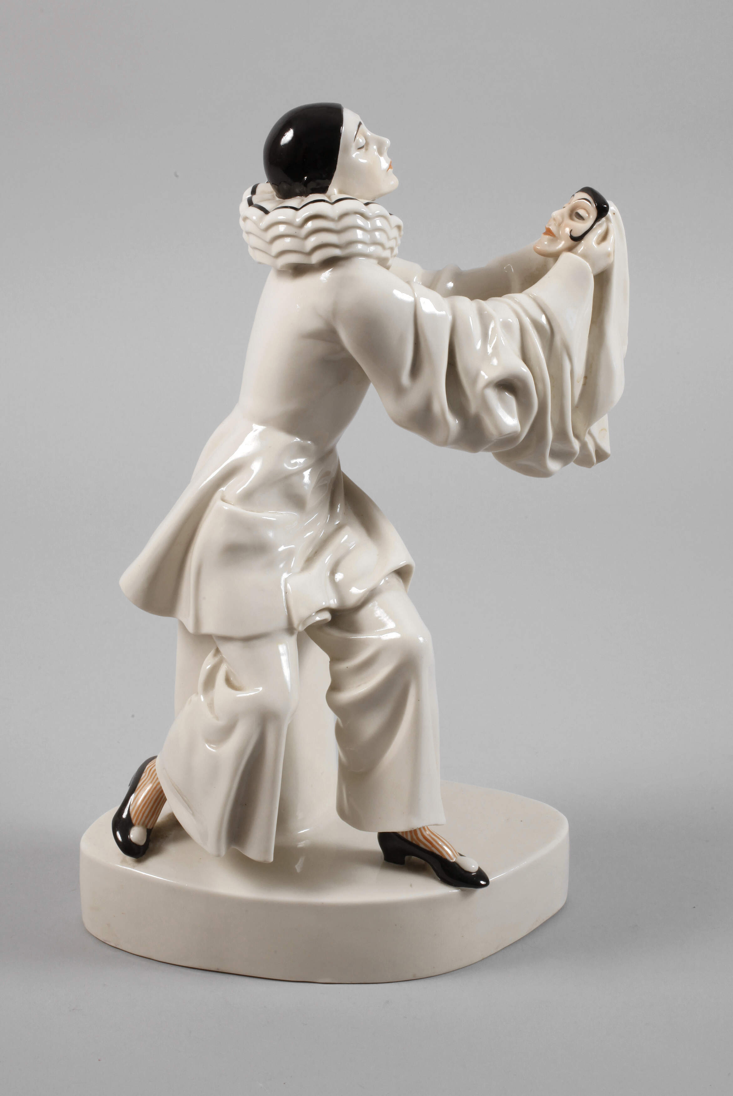 Schwarzburger Werkstätten "Bajazzo mit Maske"