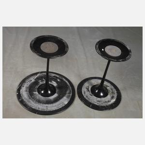 Zwei Tulip Beistelltische