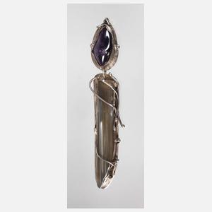 Großer Designanhänger mit Steinbesatz