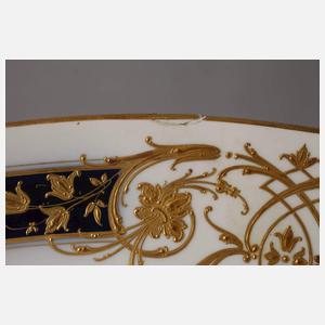 KPM Berlin drei große Vorlegeplatten Reliefgold