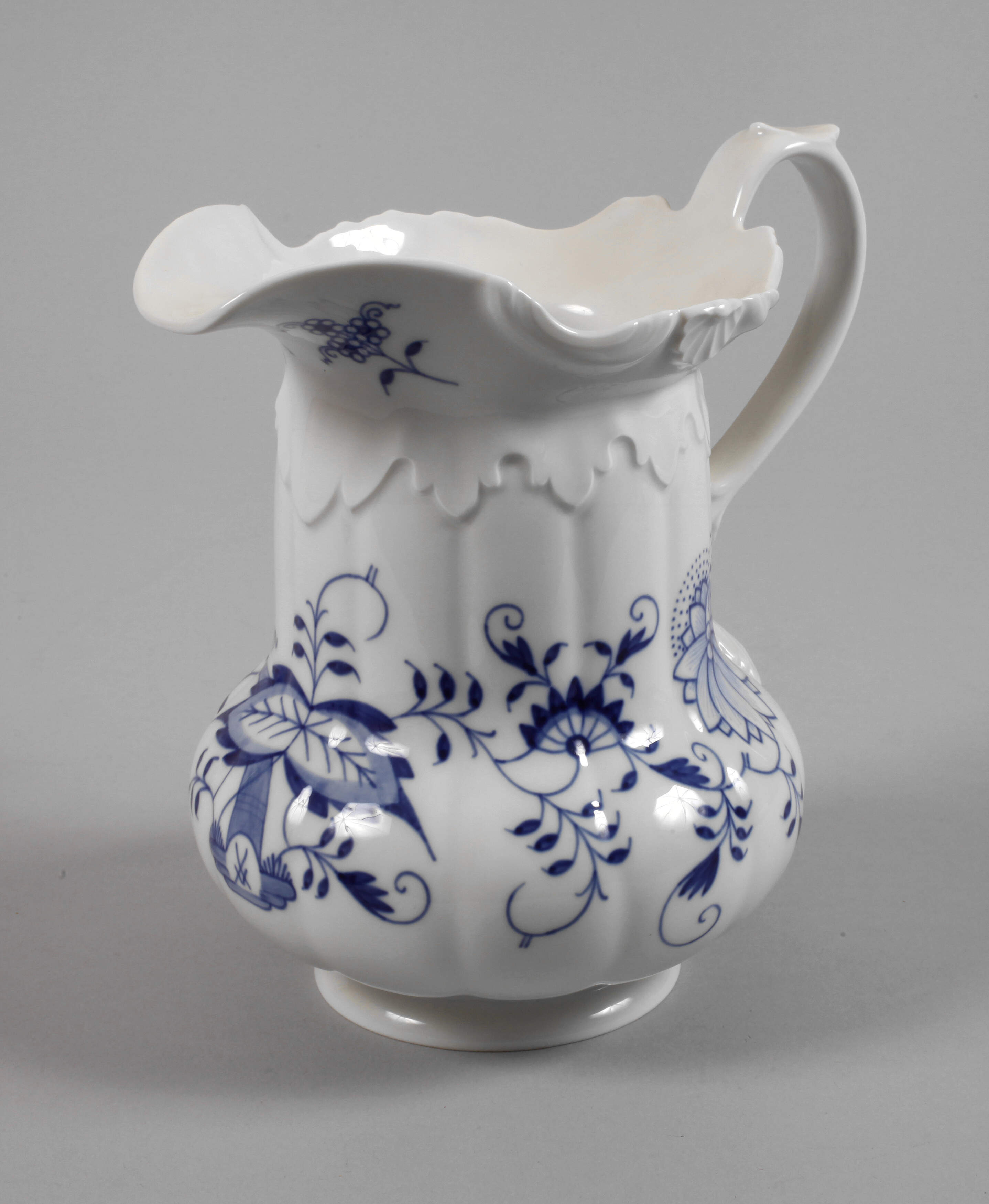 Meissen Wasserkrug "Zwiebelmuster"