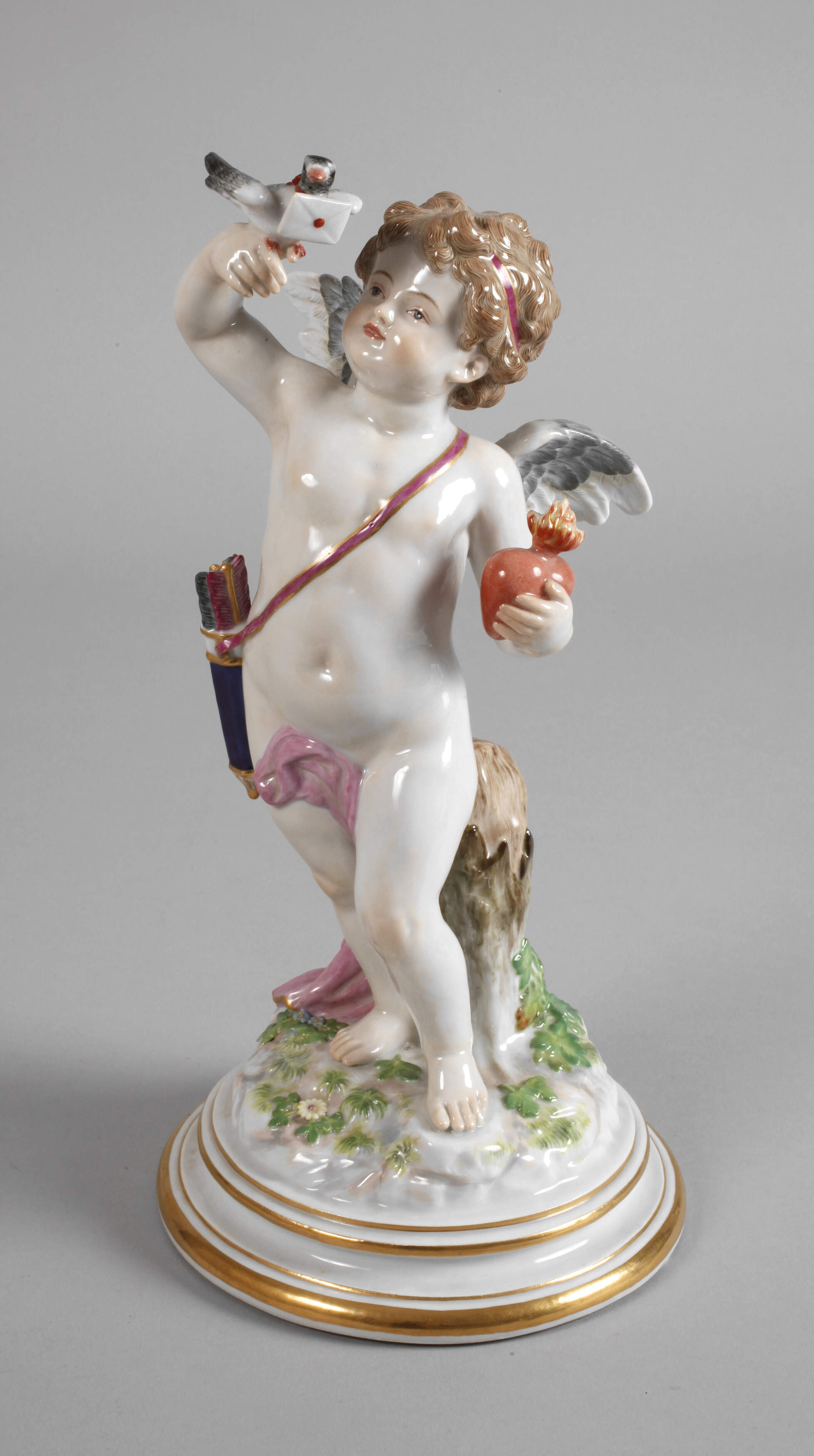 Meissen "Amor mit Brieftaube und Herz"