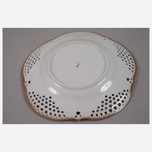 Meissen großer Durchbruchteller "Floral"