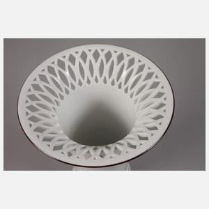 Nymphenburg Trompetenvase Blumenmalerei