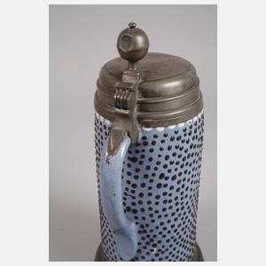 Übergroßer Perlhumpen