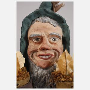 Gartenzwerg als Blumentopfhalter