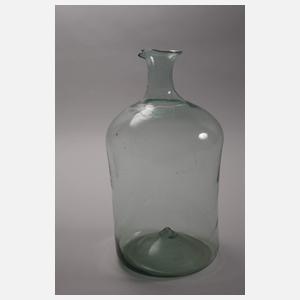 Sechs historische Glasgefäße