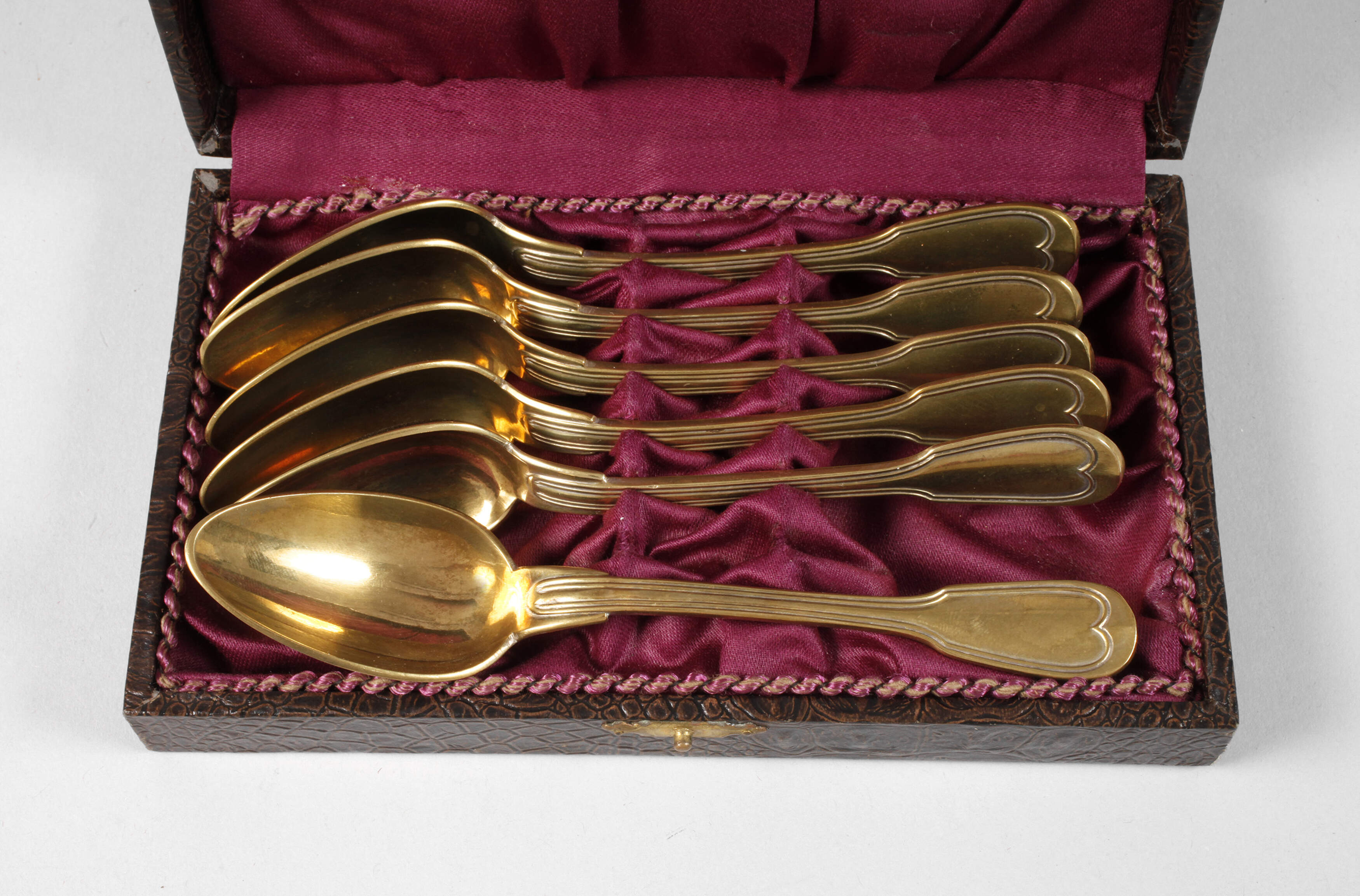 Sechs Dessertlöffel