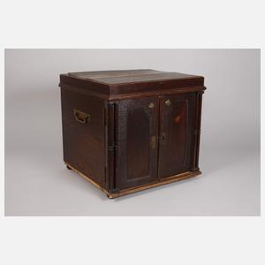 Großer Besteckkasten Akanthusdekor