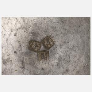 Übergroßer Serpentinhumpen