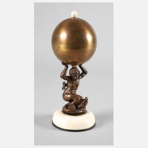 Nymphe mit Deckeldose