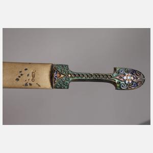 Brieföffner und zwei Nadelbehälter Russland