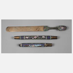 Brieföffner und zwei Nadelbehälter Russland