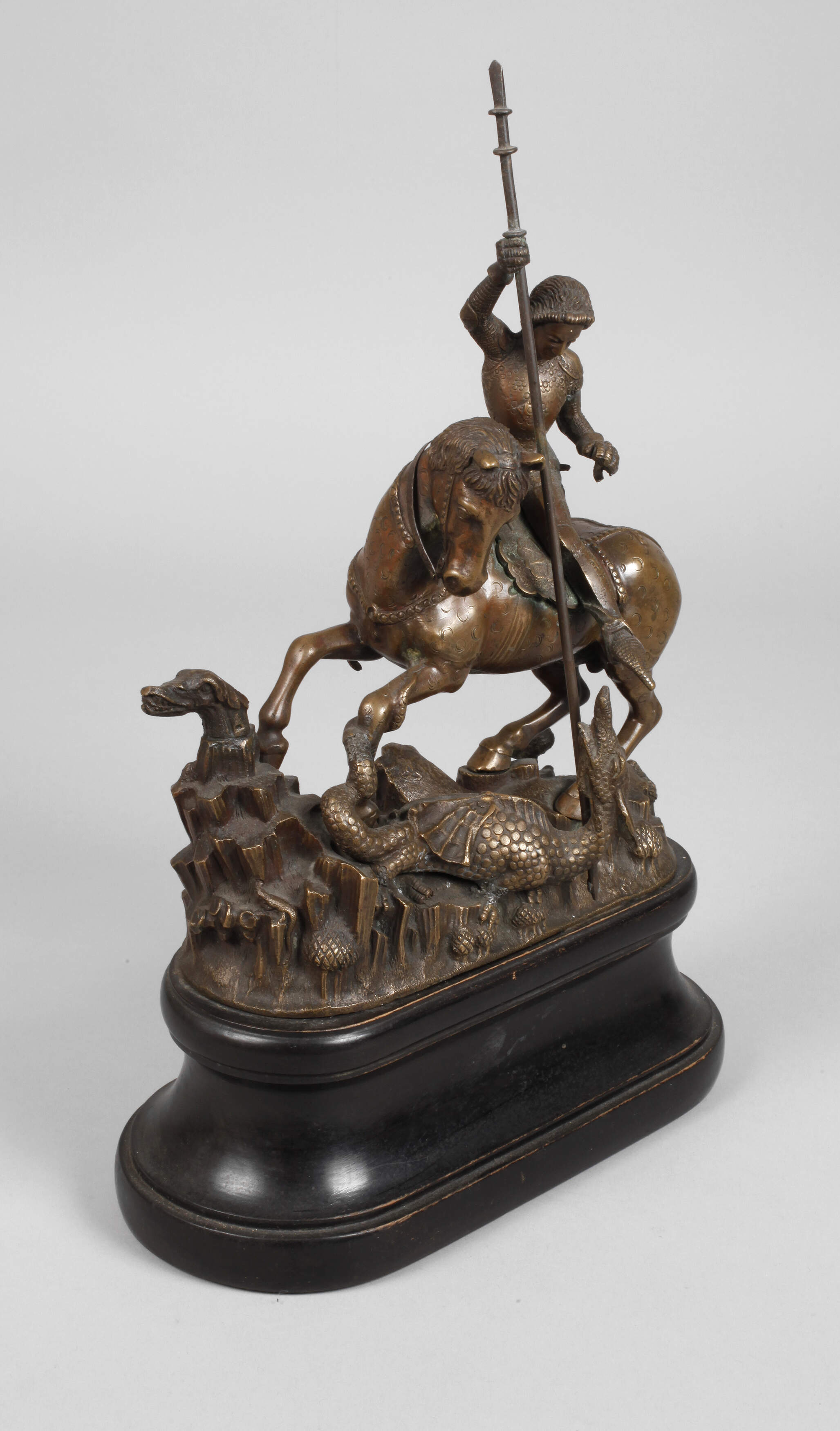 nach Georg und Martin von Klausenburg, Heiliger Georg