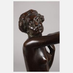 Martin Schauss, stehender weiblicher Akt