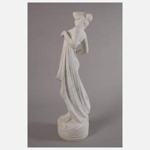 Jugendstilmädchen mit Schmetterling