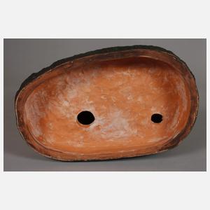 Terrakottafigur Näherin mit Katze