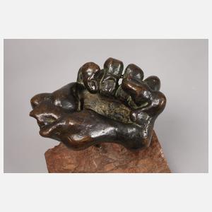 Übergroße Studie einer Faust