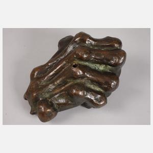 Übergroße Studie einer Faust