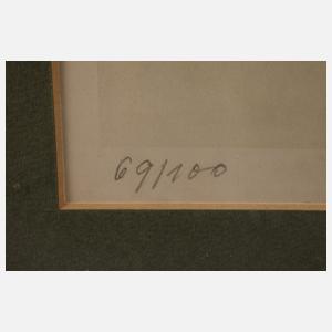 Ballerina beim Schuhe binden