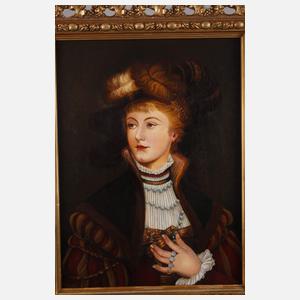 Dame mit Perlenkette