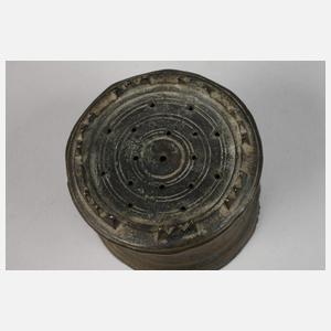 Gotischer Sandstreuer