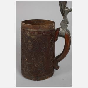 Geschnitzter Bierseidel