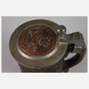 Geschnitzter Bierseidel